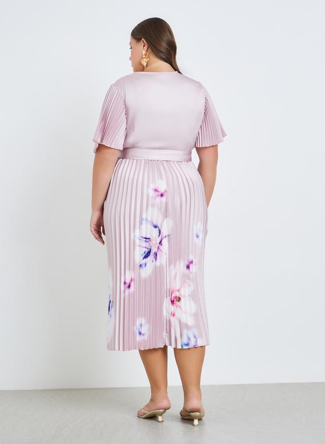 Styli Plus Size Floral Pleated Wrap Midi Dress - Image 4